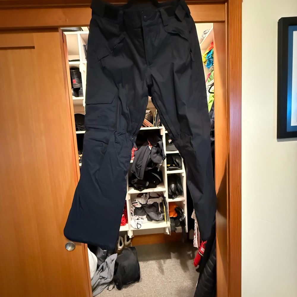 The North Face Classic Black Outerwear